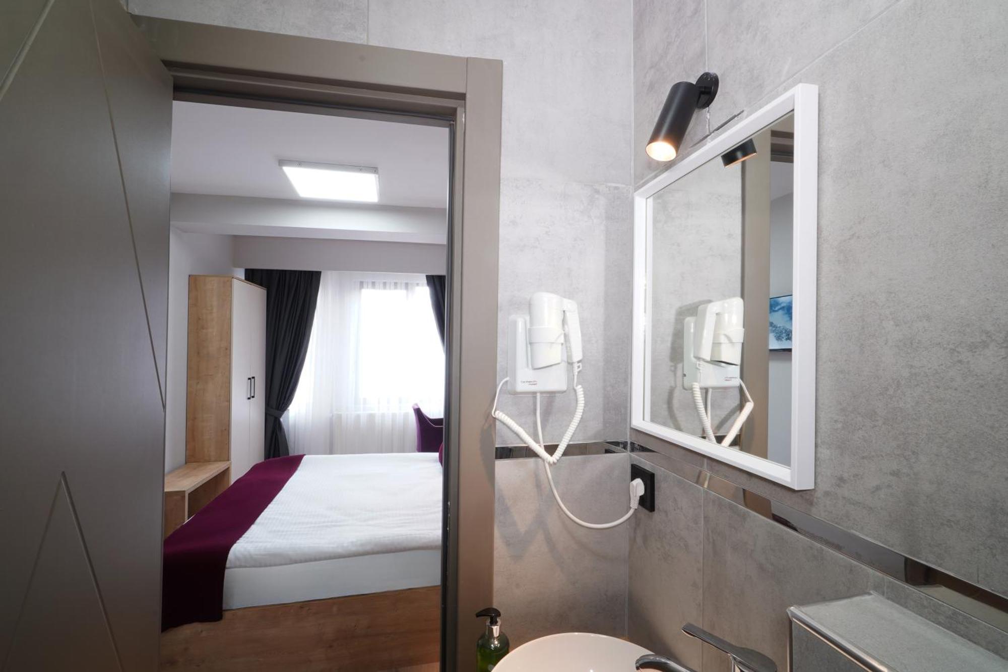 Meet Istanbul Hotel Kadikoy Istambul Exterior foto